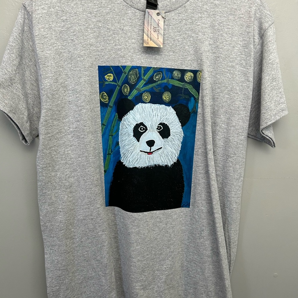 Hand crafted Gray T-shirt With My Original Panda with Bamboo Painting M NWT